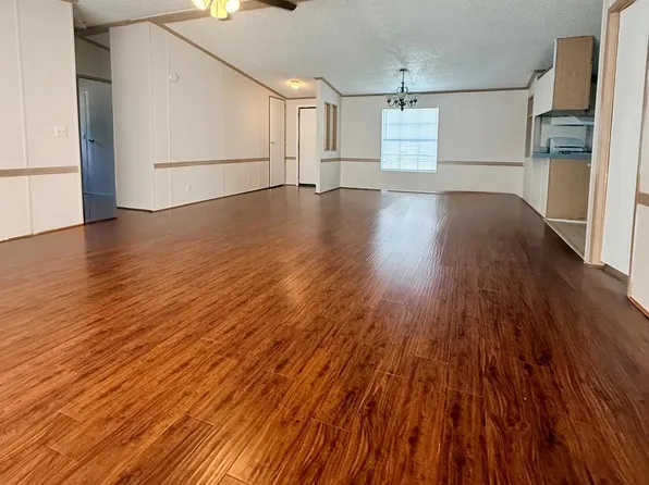 1014 Tealway Dr, Pasadena, TX 77504