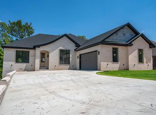 195 Trabecca Cir, Hot Springs National Park, AR 71913