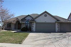 1st image of 204 E St Andrews Dr