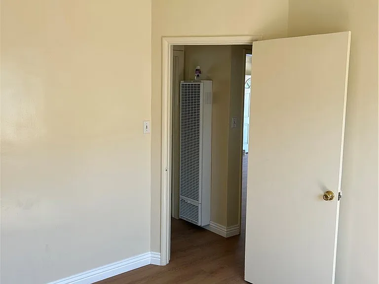 669 W Ofarrell St — Photo 22