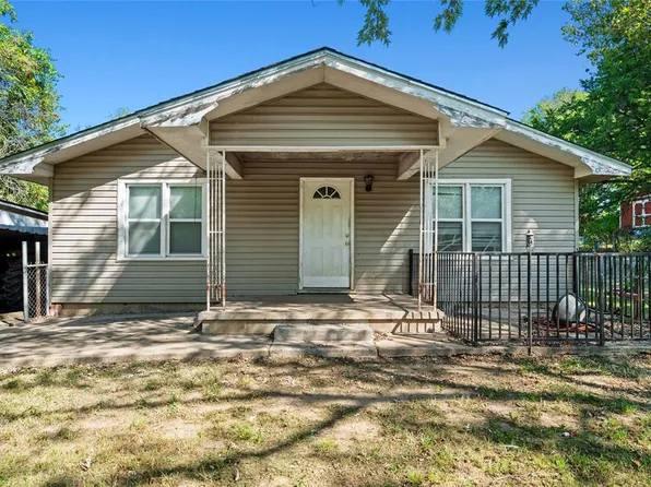 902 W 4th St, Ada, OK 74820