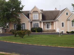 245 Burns Way, Glasgow, KY 42141