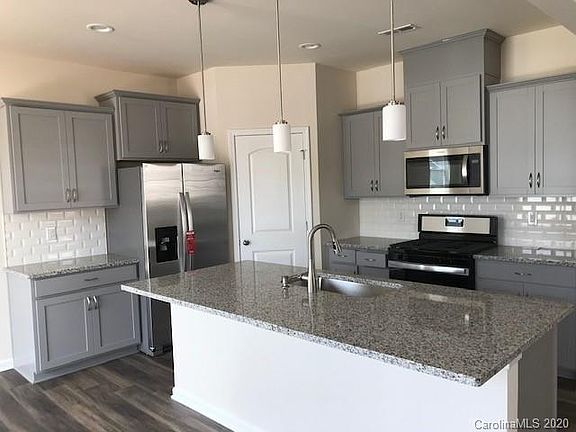 3rd image of 15025 Cordelia Dr #168