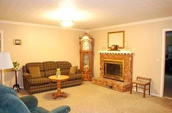 5th image of 6733 Cherry Pl