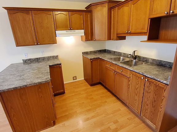 3rd image of 5011 Pine Dr #87-12