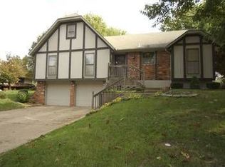 1812 SW 11th St, Blue Springs, MO 64015