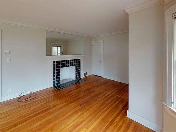 4th image of 18226 Winslow Rd Floor 1
