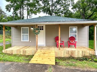 515 Roberts Ave, Oak Hill, WV 25901