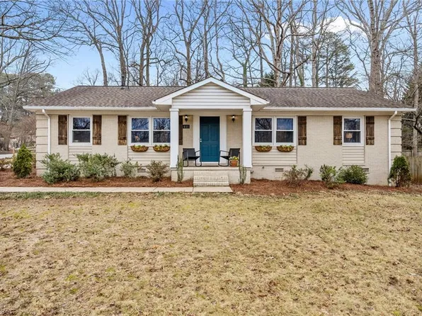 401 Springtime Dr, Greensboro, NC 27409