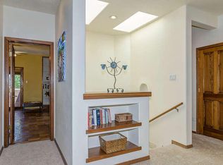 2115 Manchester Pl NW, Albuquerque, NM 87107