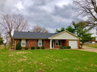 1445 Oakwood Ct, Owensboro, KY 42301