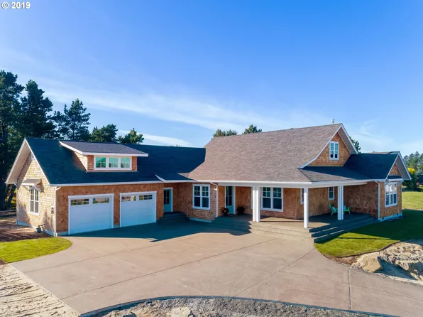 5302 Sheridan Dr, Gearhart, OR 97138