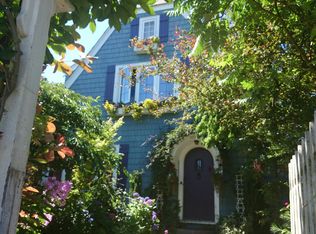 2529 28th Ave W, Seattle, WA 98199