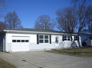 2210 Sunset Ave, Norfolk, NE 68701