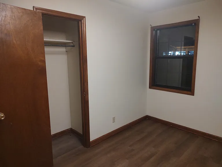 1150 Dickinson St — Photo 11