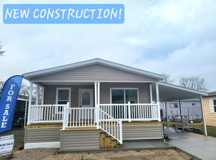 1116 Candlewood Rd, Elgin, IL 60123