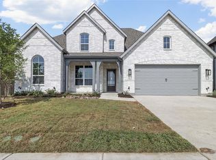 521 Lavender Dr, Van Alstyne, TX 75495