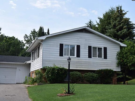 2nd image of 1073 Knoll Crest Ct