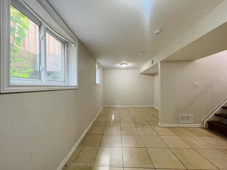 26 Angus Dr #BASEMENT — Photo 7