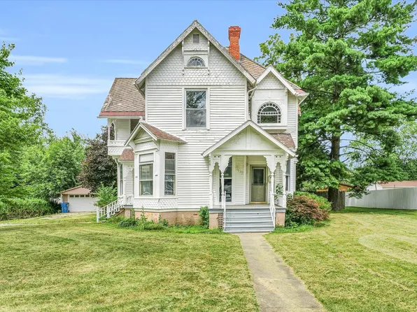 846 E Penn St, Hoopeston, IL 60942