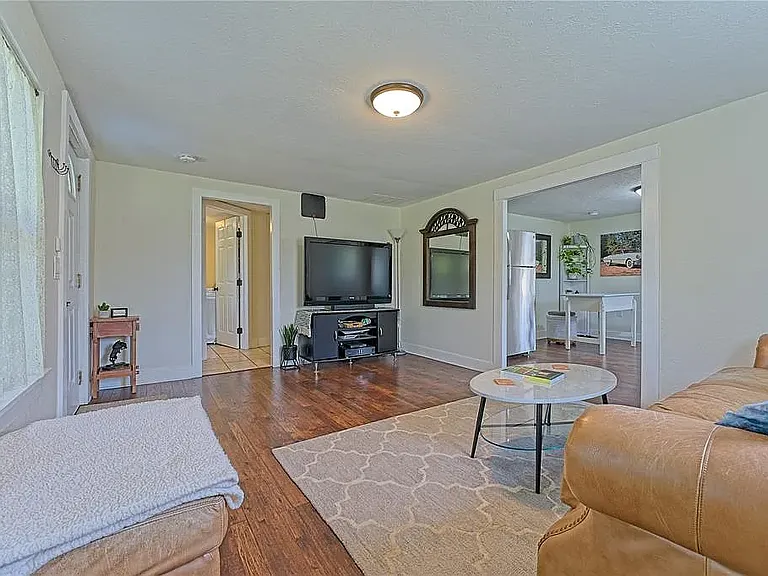 1116 N Timber Rd — Photo 7