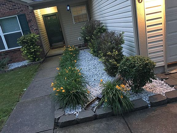 5th image of 336 Ashby Dr