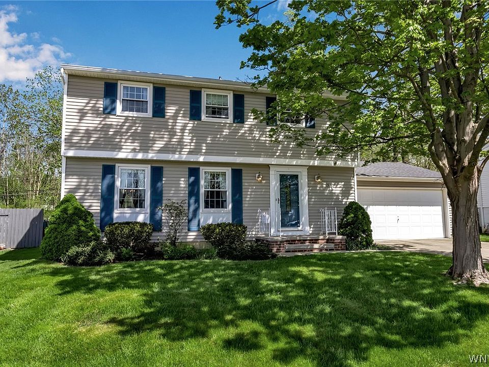 1st image of 51 Theresa Ct