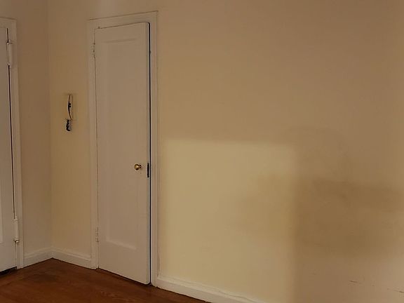 5th image of 314 E 41st St APT 703B