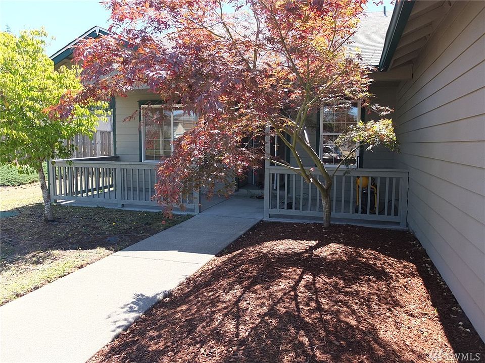 1st image of 1444 Laredo Dr SE