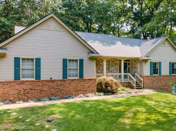 11946 Scott Rd, Davisburg, MI 48350