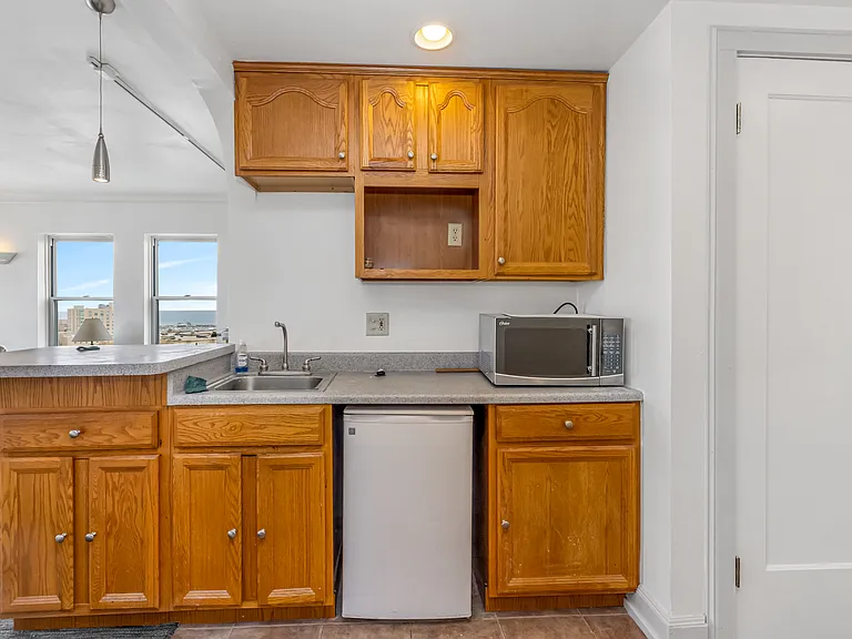 Kitchenette