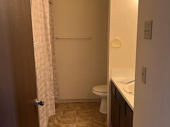 5th image of 332 NE 9th St #A