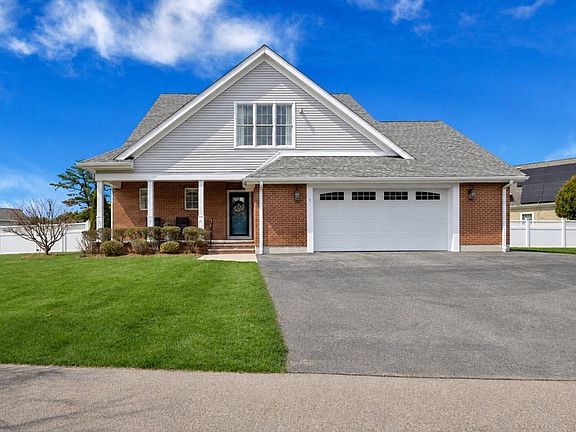 2nd image of 3 Shea Ln