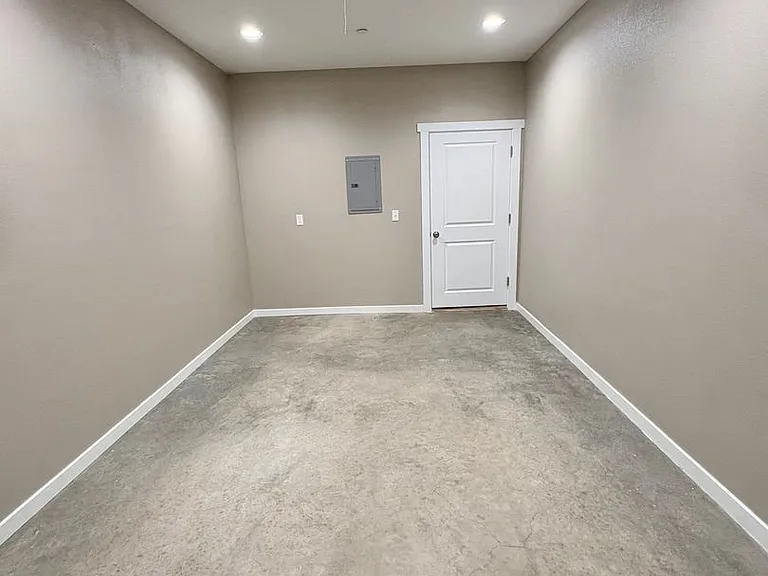 3134 N Stuart St — Photo 28