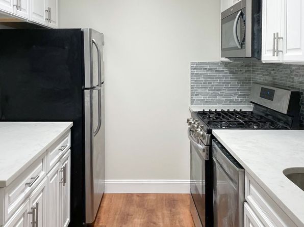 33 Pond Ave APT 616