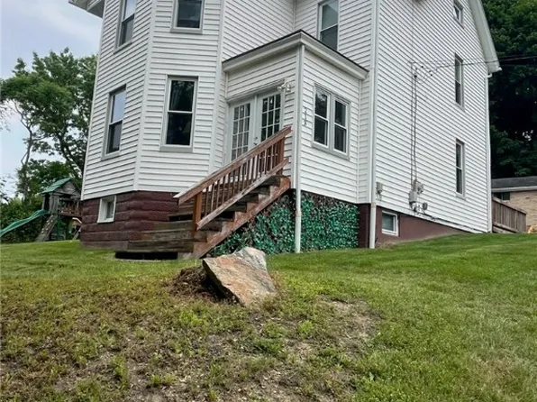 213 Bratchie St, Mars, PA 16046