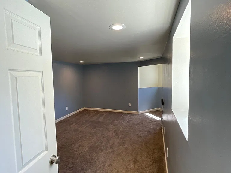 1749 10th Ave #B — Photo 2