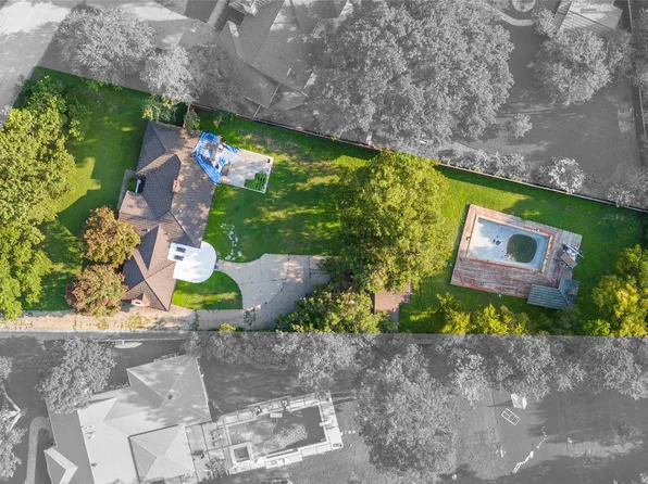 9527 Alta Mira Dr, Dallas, TX 75218