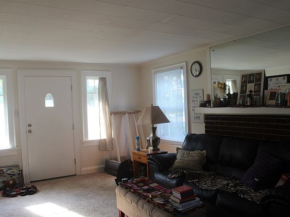 3rd image of 2316 Erskine Blvd