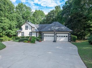 1374 Bywood Ct, Suwanee, GA 30024