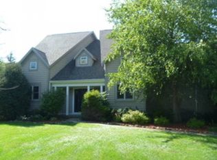 14605 Pleasant Valley Rd, Woodstock, IL 60098