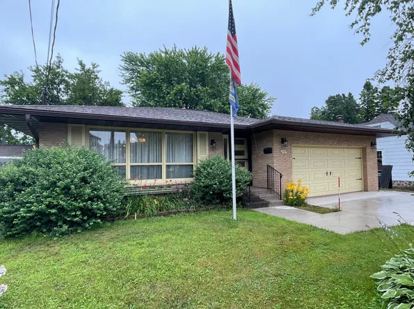 110 E Coolidge Ave, Ironwood, MI 49938