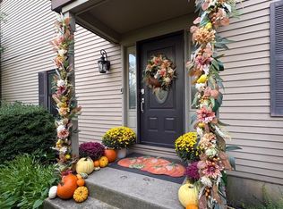 247 Parkview Way, Newtown, PA 18940