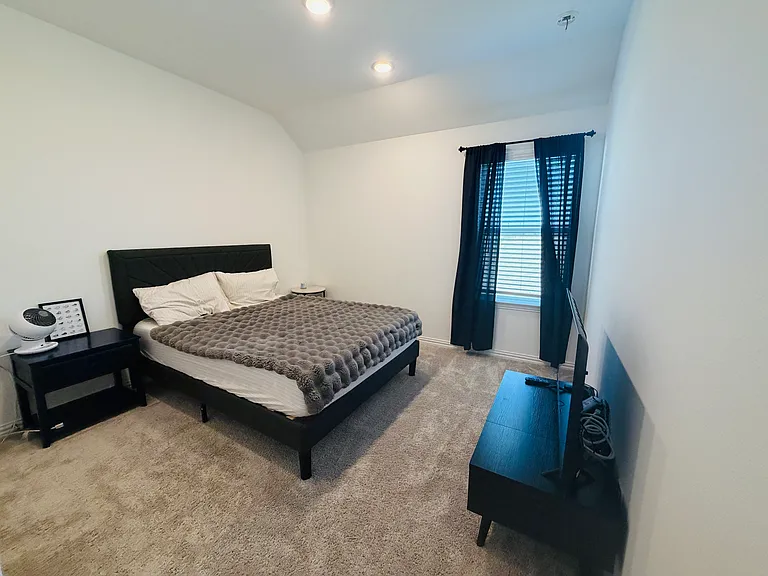 1364 Hill Country Pl — Photo 23