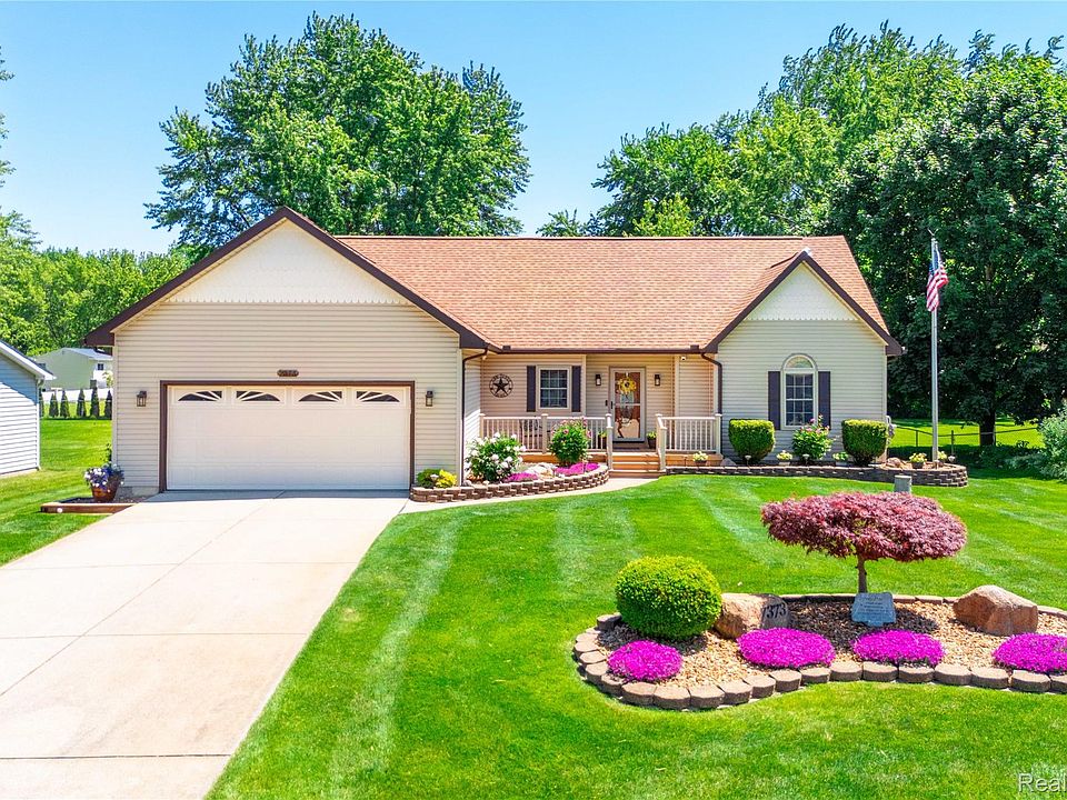 1st image of 7373 Ponderosa Dr