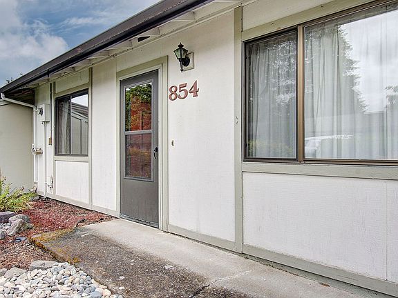 3rd image of 830-858 Washougal River Rd #854
