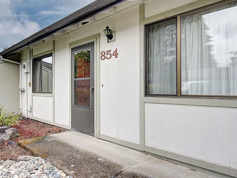 830-858 Washougal River Rd — Photo 3