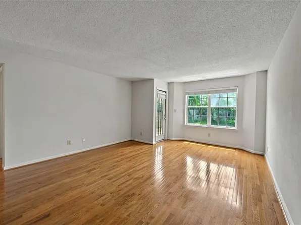 4106 Chastain Park Ct NE, Atlanta, GA 30342