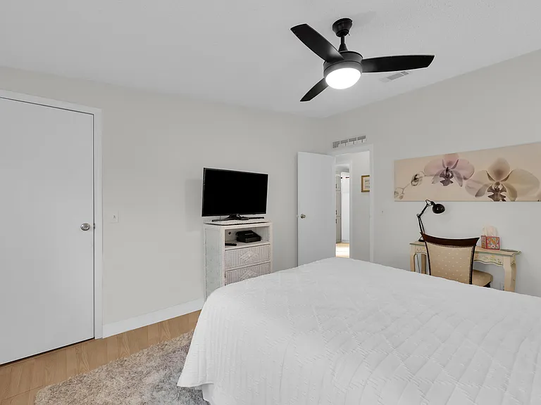 3416 Feriwinkle Ct — Photo 30