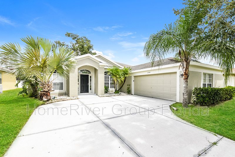 1st image of 2340 Meadow Oak Cir